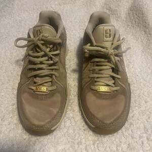 Nike Sabrina 2 NRG Stronger Than Gold Rattan Khaki Basketball Shoes Women Sz 9.5